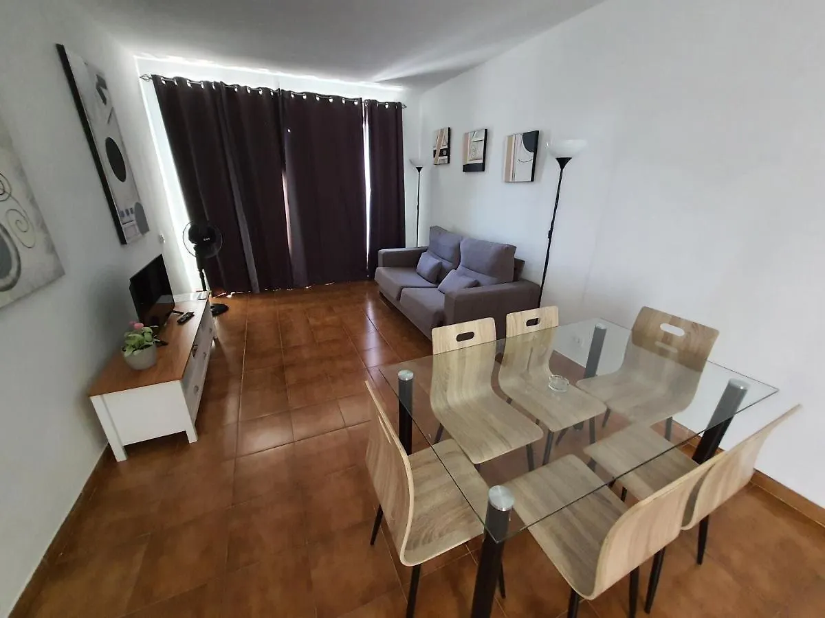 Realrent Costa Teguise Beach 0*,  Španělsko