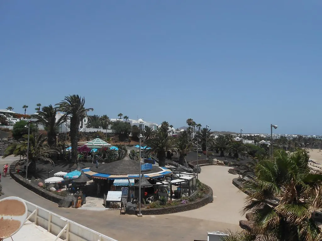 Realrent Costa Teguise Beach 0*,
