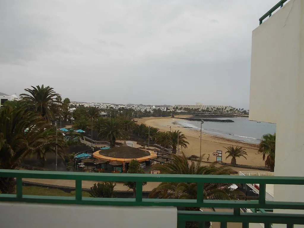 Realrent Costa Teguise Beach 0*,
